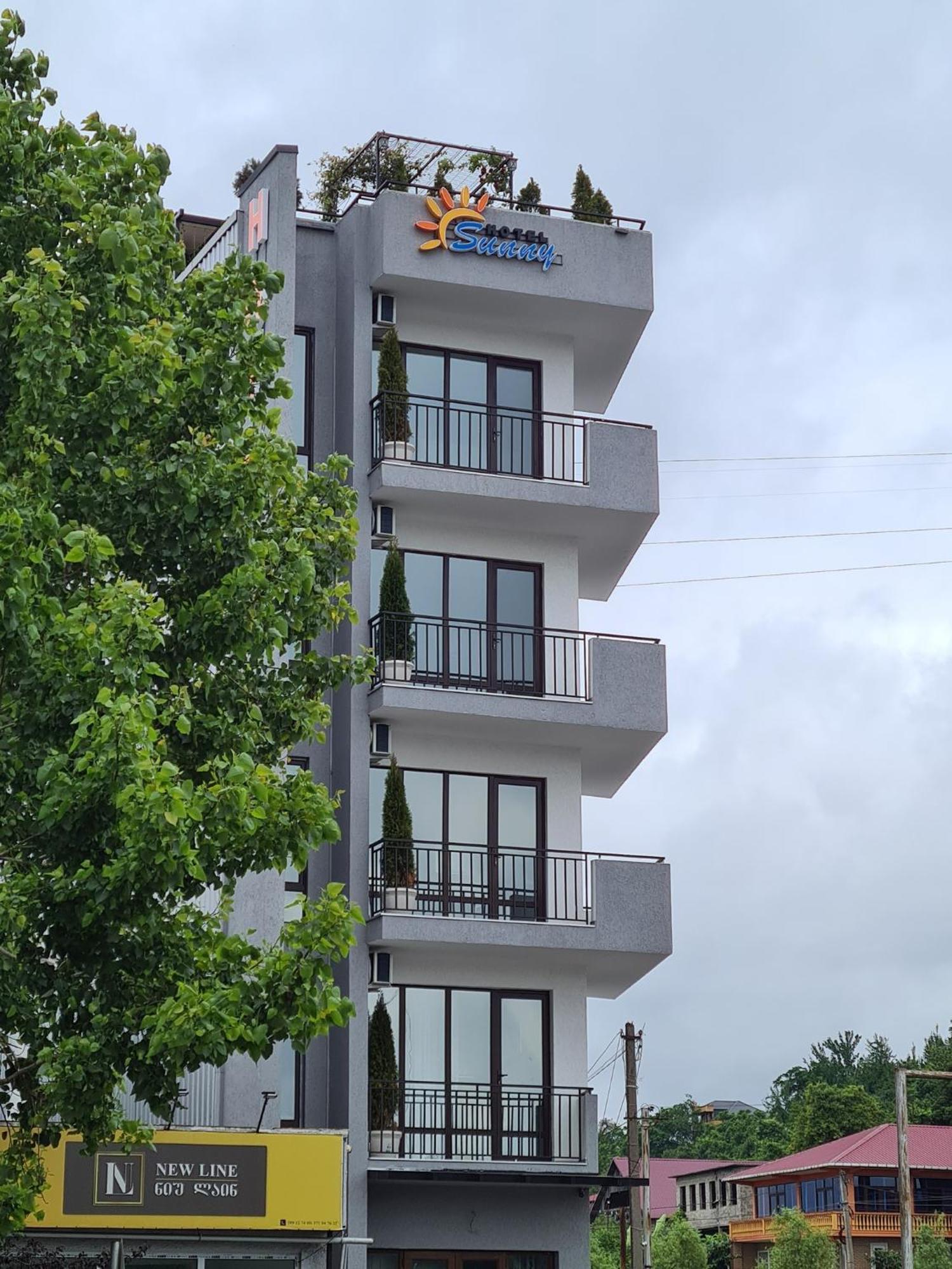 Hotel Sunny Batumi Exteriör bild