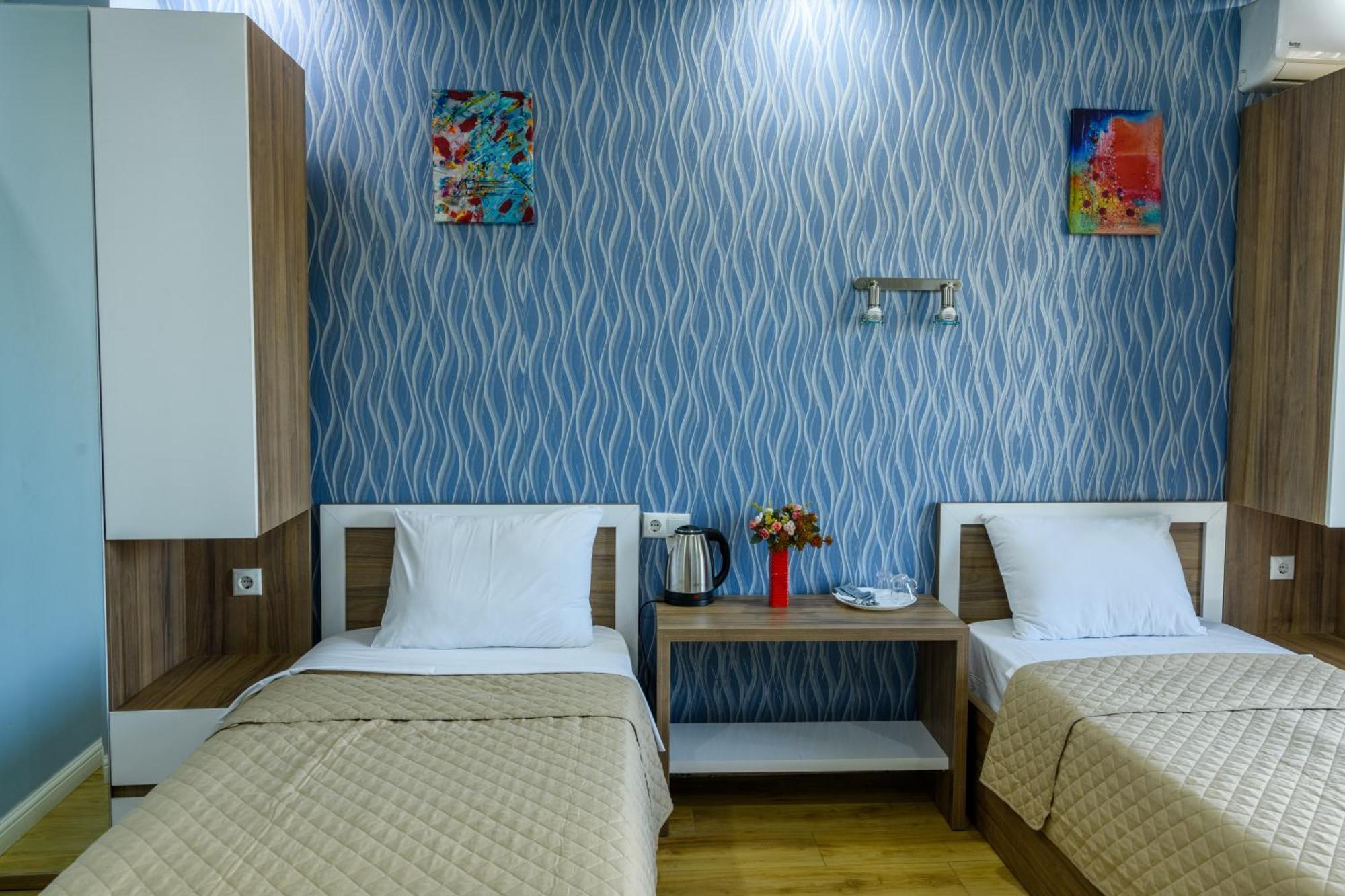 Hotel Sunny Batumi Exteriör bild